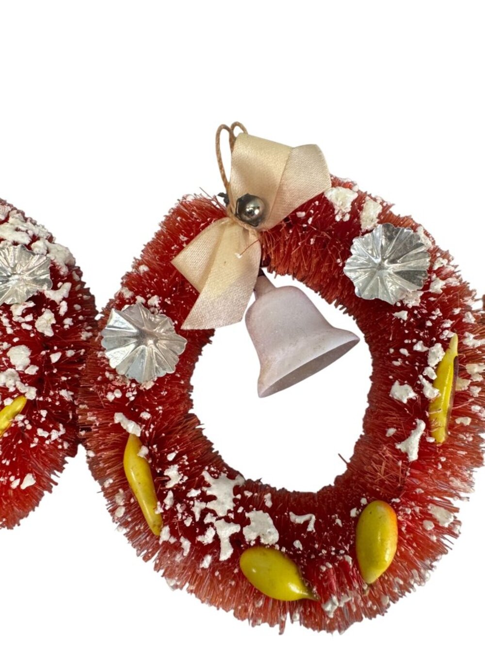 Set of 3 Vintage Bottle Brush Christmas Wreath Ornaments Bell Japan 4" - Picture 5 of 11